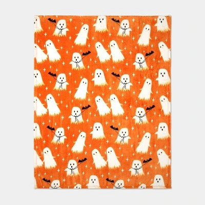 Hyde & EEK! Boutique Ghost with Bat Printed Plush Halloween Throw Blanket - Hyde & EEK! Boutique™ - Image 2